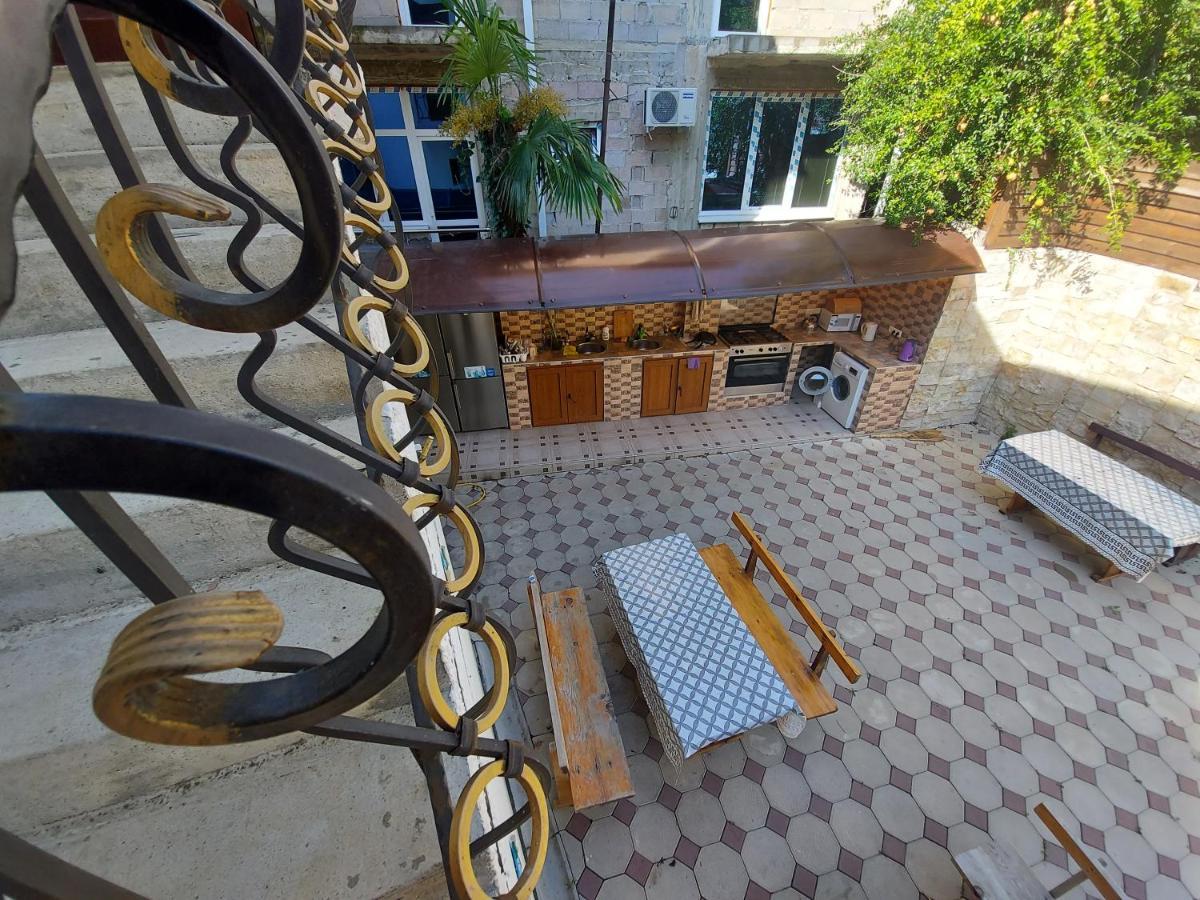 Гостевой Дом София 400 М До Моря Gagra Exterior foto