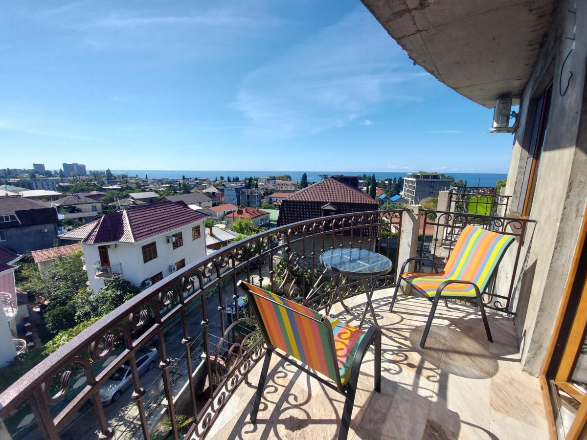 Гостевой Дом София 400 М До Моря Gagra Exterior foto