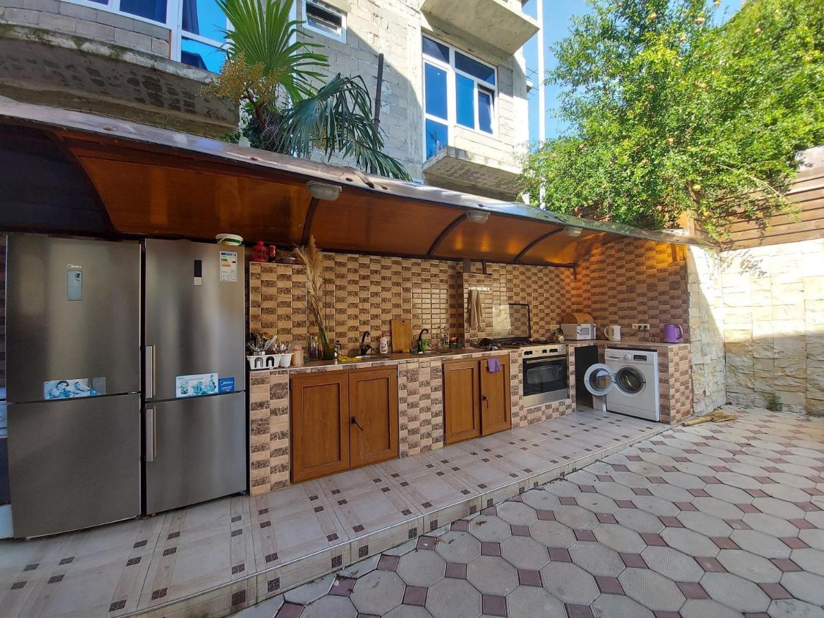 Гостевой Дом София 400 М До Моря Gagra Exterior foto