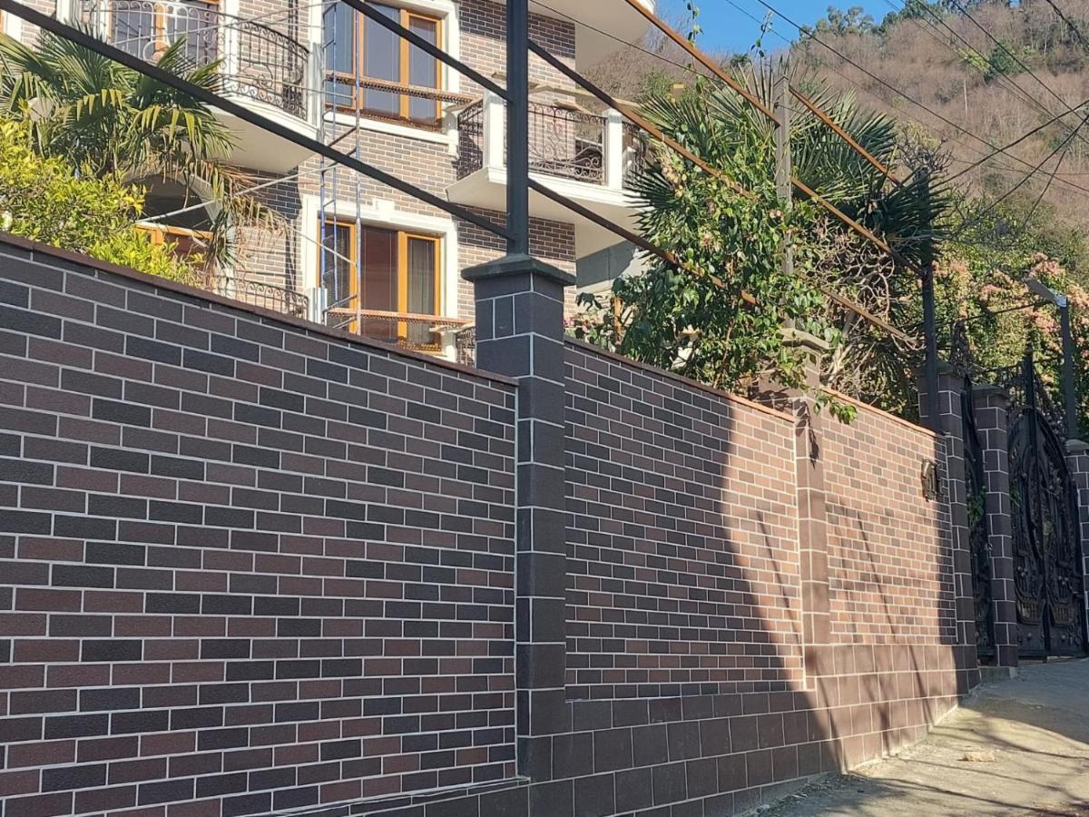 Гостевой Дом София 400 М До Моря Gagra Exterior foto