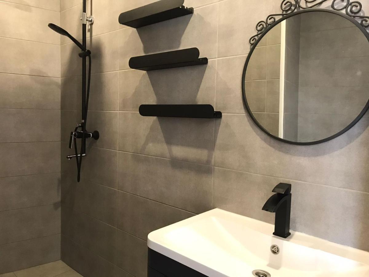Гостевой Дом София 400 М До Моря Gagra Exterior foto