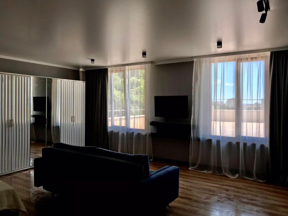 Гостевой Дом София 400 М До Моря Gagra Exterior foto